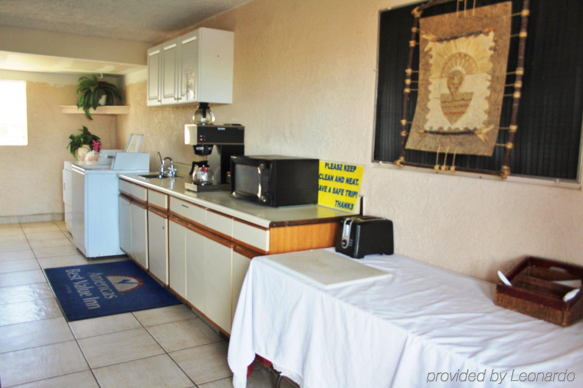 Americas Best Value Inn Needles Extérieur photo
