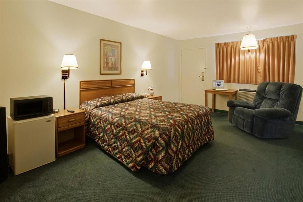 Americas Best Value Inn Needles Extérieur photo