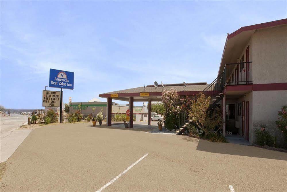 Americas Best Value Inn Needles Extérieur photo