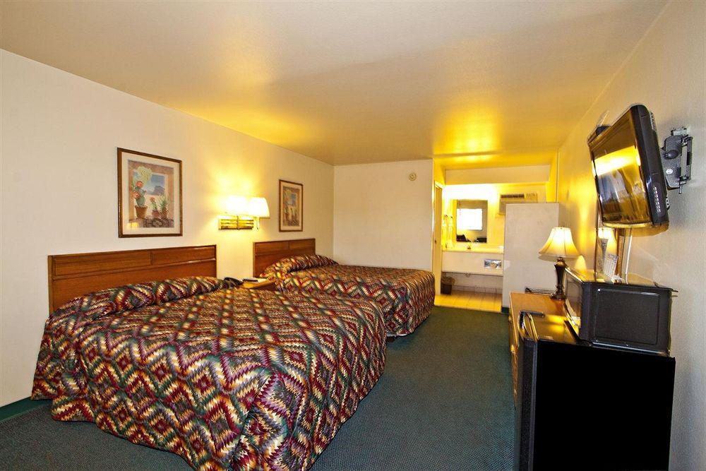 Americas Best Value Inn Needles Extérieur photo